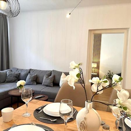 Modern Eingerichtete Wohnung Im Stadtzentrum Zittau Kostenloser Parkplatz Zewnętrze zdjęcie