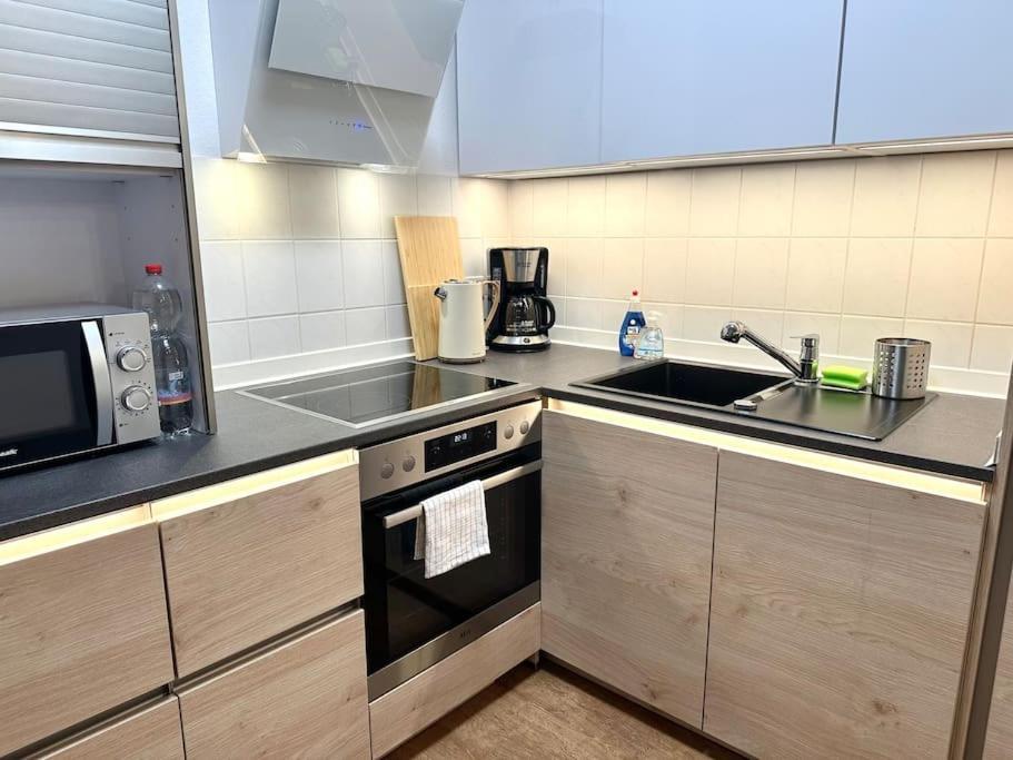 Modern Eingerichtete Wohnung Im Stadtzentrum Zittau Kostenloser Parkplatz Zewnętrze zdjęcie