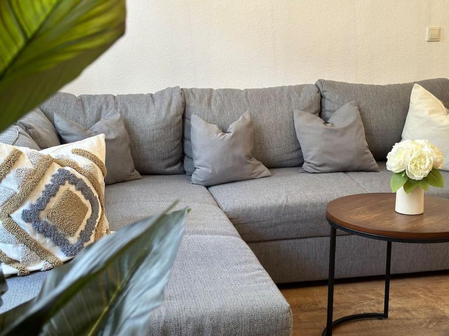 Modern Eingerichtete Wohnung Im Stadtzentrum Zittau Kostenloser Parkplatz Zewnętrze zdjęcie