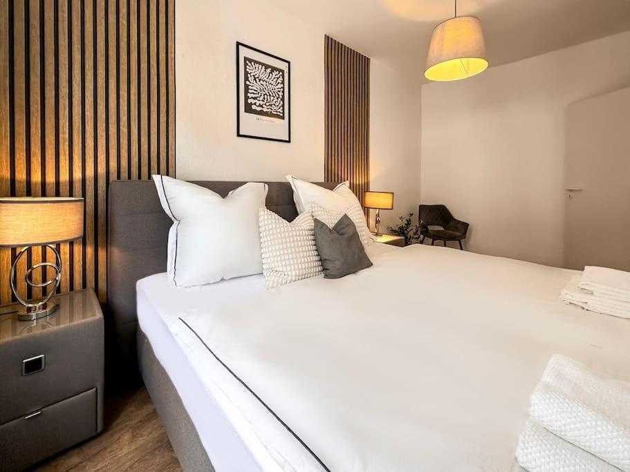 Modern Eingerichtete Wohnung Im Stadtzentrum Zittau Kostenloser Parkplatz Zewnętrze zdjęcie