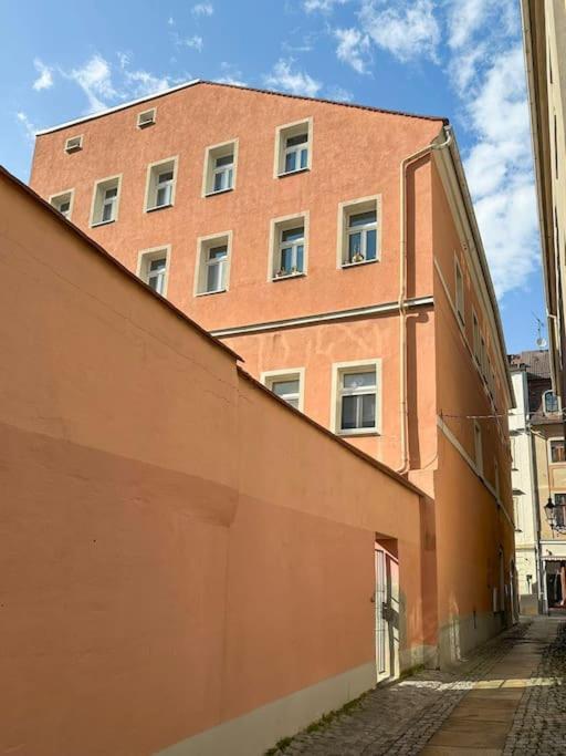 Modern Eingerichtete Wohnung Im Stadtzentrum Zittau Kostenloser Parkplatz Zewnętrze zdjęcie